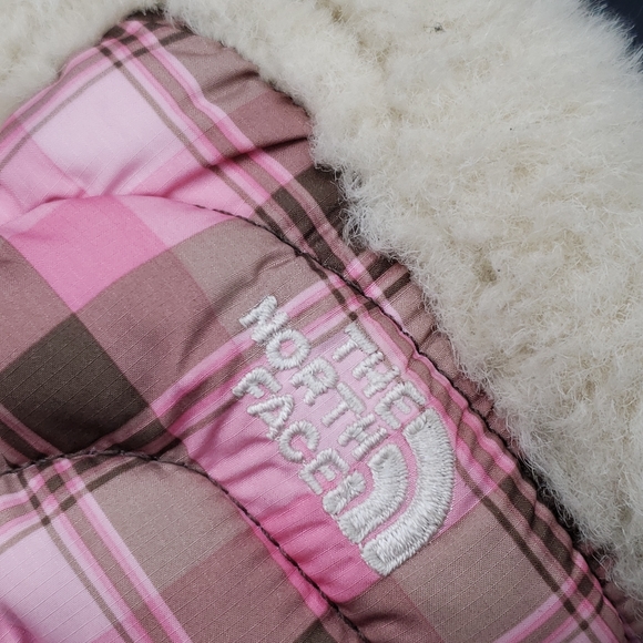 The North Face Nuptse Goose Down and Fur Winter Boots-Pink Plaid Girls Size 5 - Picture 9 of 12